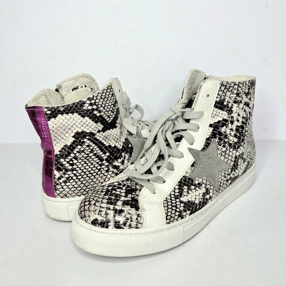 Steve Madden Shoes - Steve Madden Jaren Snakeskin Star Lace High-Top Sneakers Women's Size 8.5